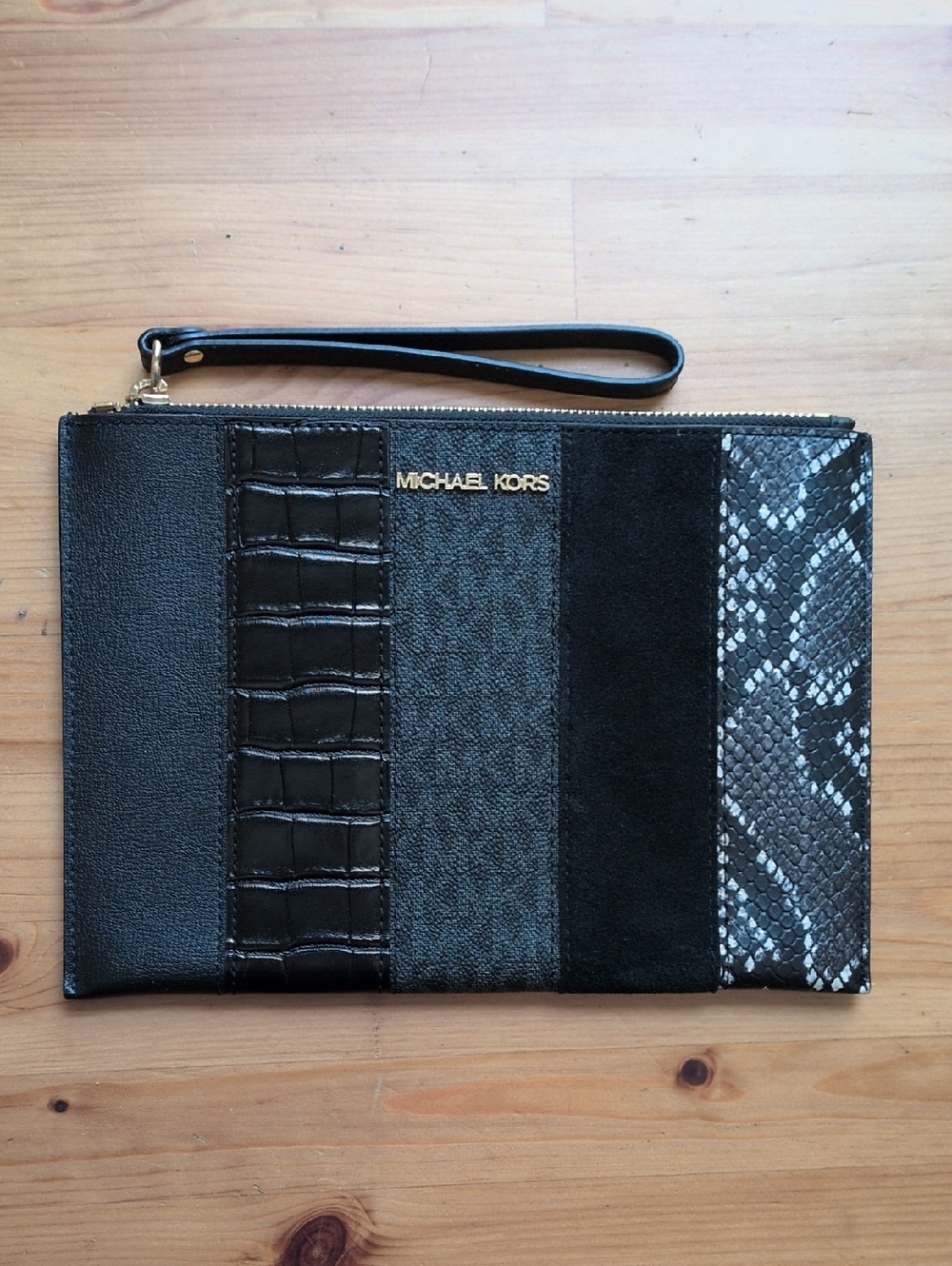Michael Kors Black Mixed-Texture Patchwork Wristlet Clutch